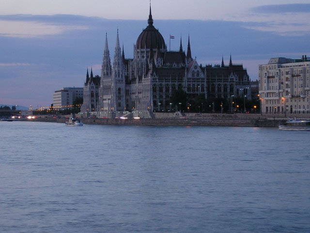 49 Budapešť, Parlament (Országbáz), 05.07.11